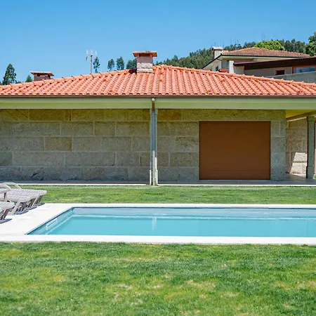 Brook House Tatil Evi Vieira do Minho